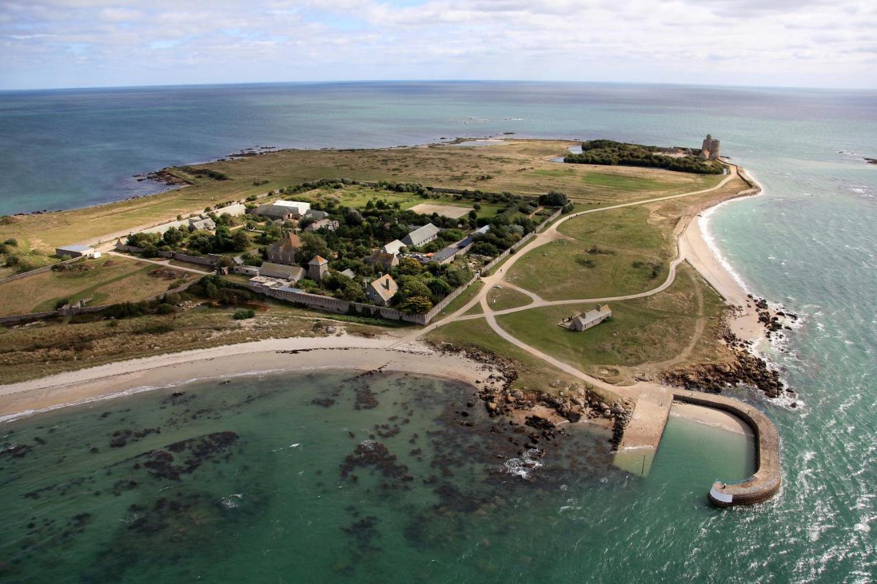 Les Maisons De Tatihou, The Originals Relais Ξενοδοχείο Saint-Vaast-la-Hougue Εξωτερικό φωτογραφία