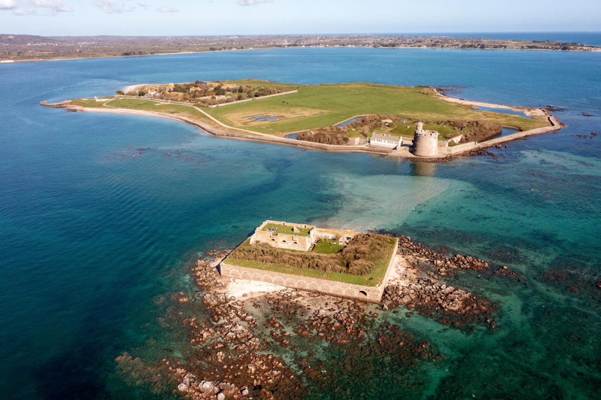 Les Maisons De Tatihou, The Originals Relais Ξενοδοχείο Saint-Vaast-la-Hougue Εξωτερικό φωτογραφία